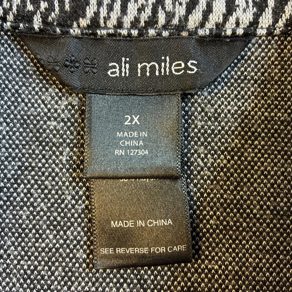 Ali Miles Womens 2X Black White Geometric Abstract Button Front Mock Neck Jacket